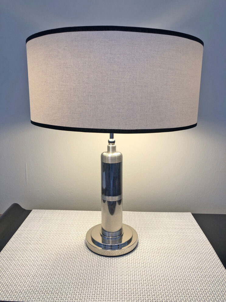 Paar Art déco Tischlampen mit Stoffschirm